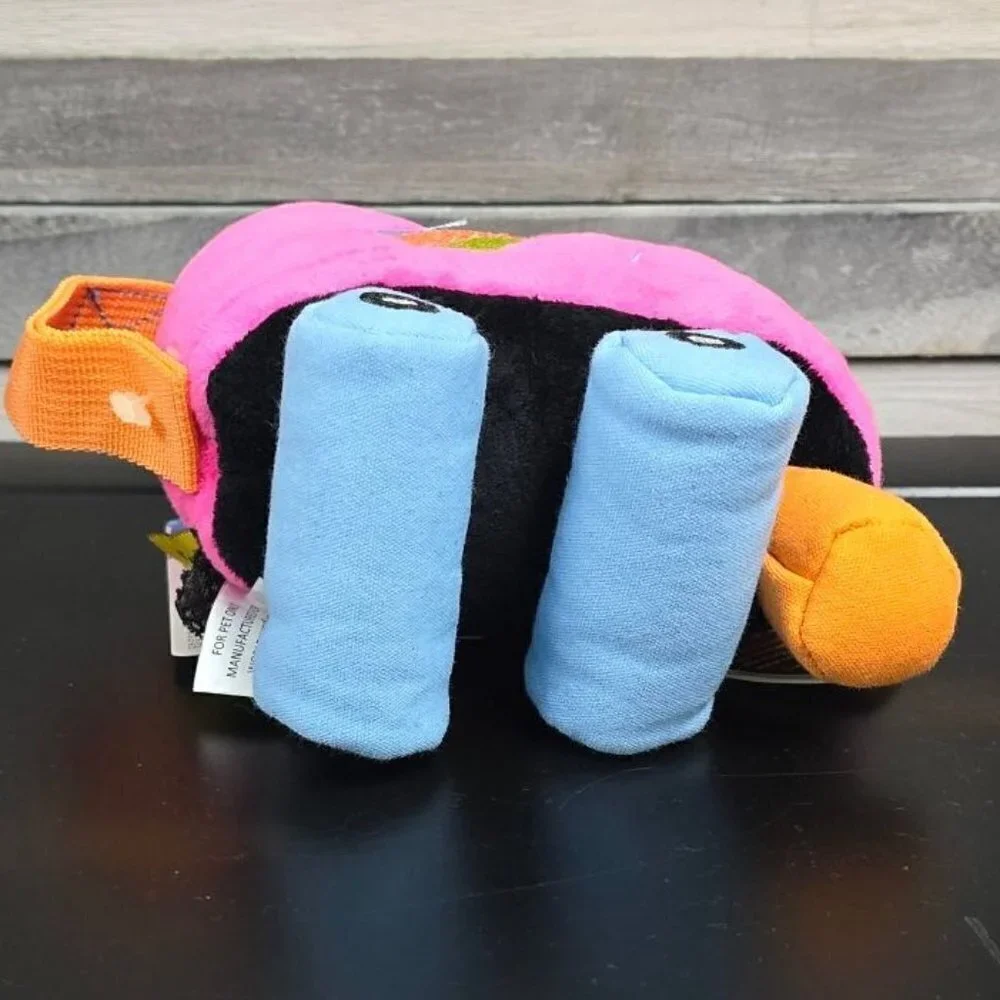TrustyPup Roller Skate-Retro Madness Dog Toy | Pink